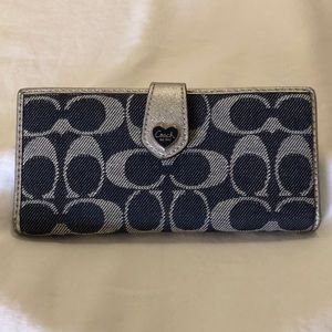 Coach wallet